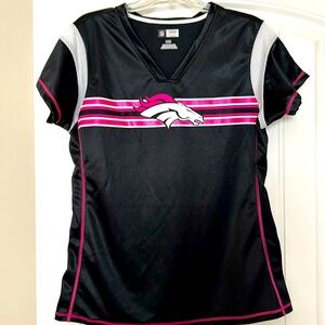 Women’s jersey-style T-shirt
